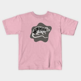 New York Distressed Rat By Abby Anime(c) Kids T-Shirt